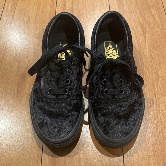 Vans Shoes - Vans - Velvet Authentic (Black/Black)